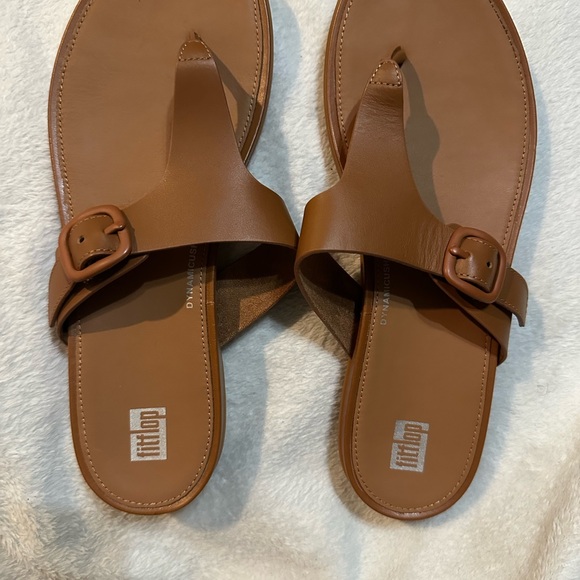 FitFlop Dynamicush Comfort Technology tan leather sandals (no shoe box) - Picture 9 of 9